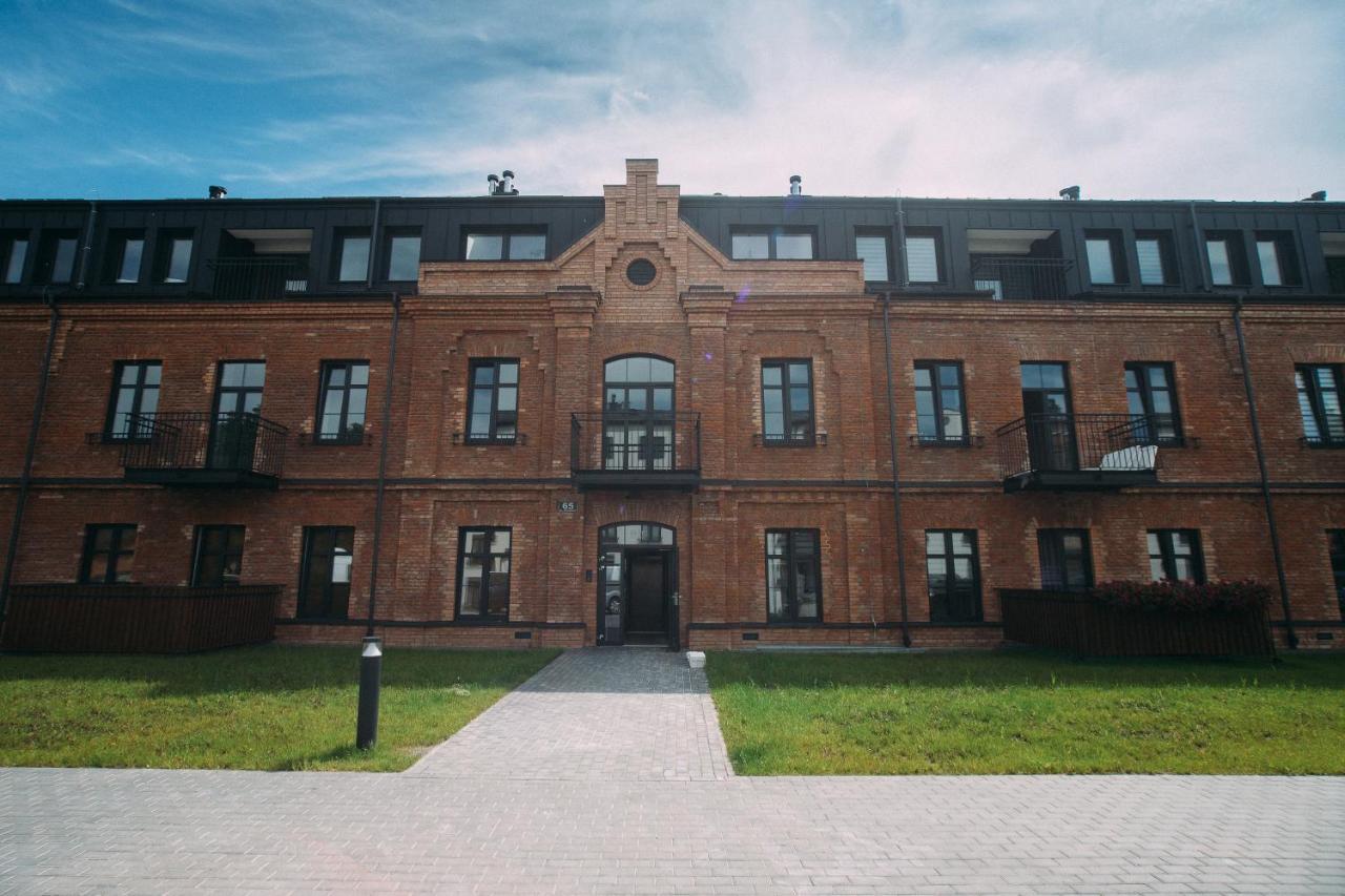 Apartament Koszary Zamość エクステリア 写真